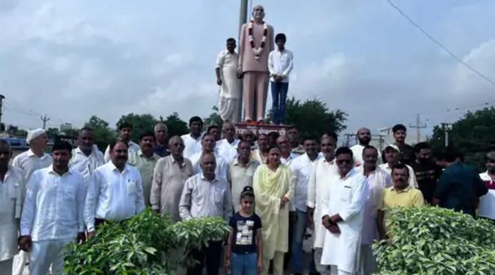 पूर्व गृह मंत्री स्वर्गीय कन्हैया लाल पोसवाल का दी श्रद्धांजलि