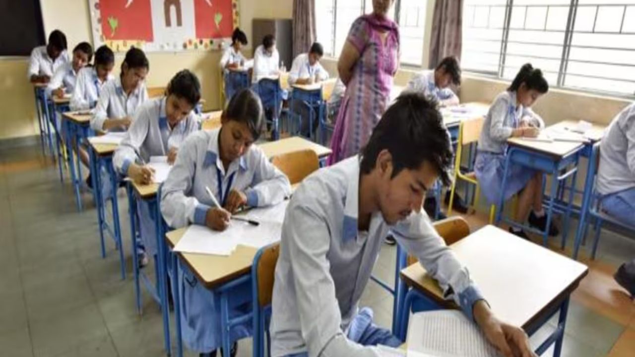 Haryana Pre Board Exam: 10वीं और 12वीं के छात्रों के लिए बड़ी खबर! प्री बोर्ड परीक्षा इस दिन से शुरू होगी