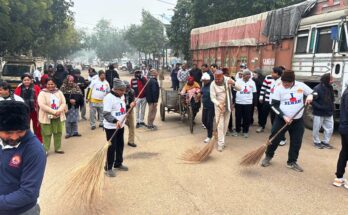 इंदौर की तर्ज पर हरियाणा के इस शहर की होगी सफाई, विधायक ने स्वयं उठाई झाडू