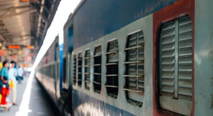 haryana railway: "रेलवे ने तात्कालिक ट्रेन बुकिंग नियमों में किया बड़ा बदलाव, अब नहीं होगा धोखाधड़ी!"