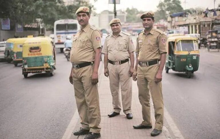 Delhi Police Jobs: दिल्ली पुलिस कांस्टेबल के पदों पर निकली बड़ी भर्ती, जल्दी करें आवेदन