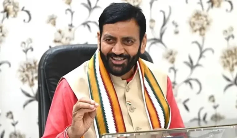 Haryana News: सैनी सरकार का बड़ा तोहफा, अस्थायी कर्मचारियों के लिए सर्विस सिक्योरिटी पोर्टल हुआ एक्टिव
