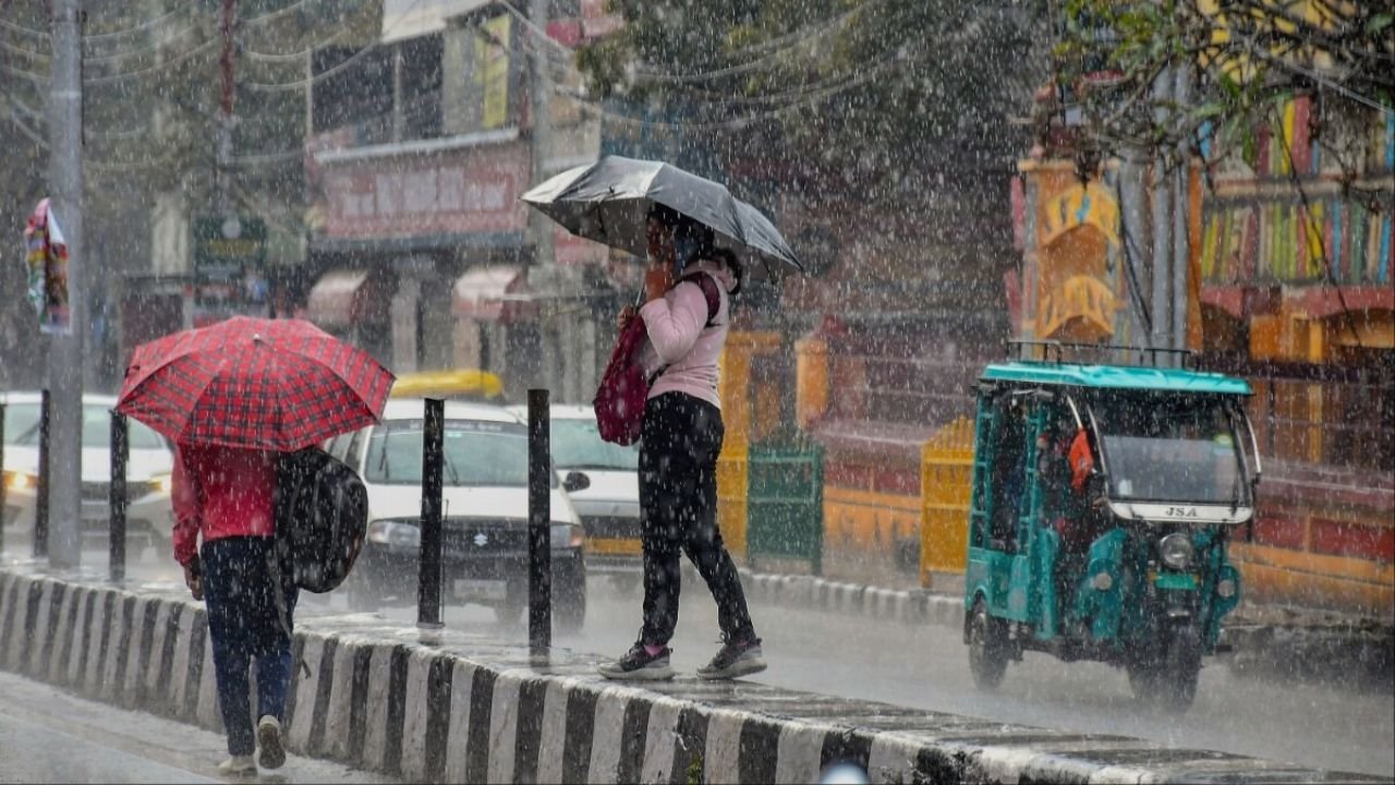 Haryana weather: किसानों और आम लोगों के लिए मौसम अलर्ट, हरियाणा में ठंड और बारिश का असर अगले तीन दिन तक जारी