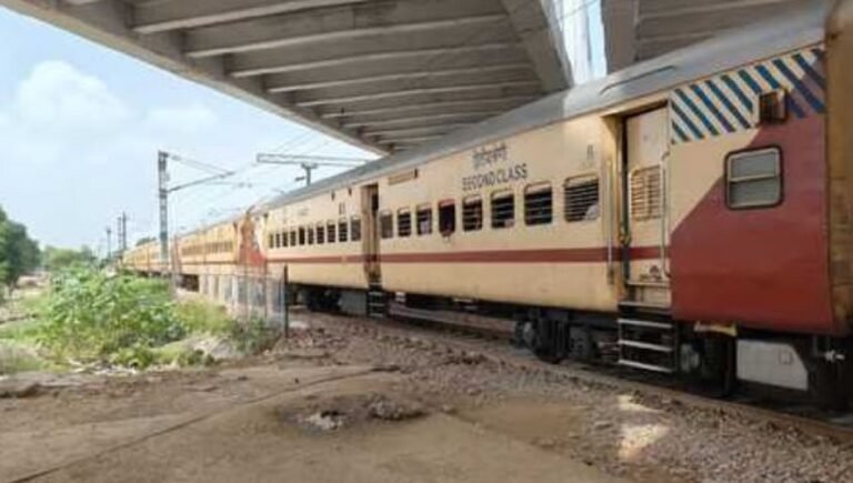 Train Cancelled: ​रेलवे यात्री सावधान! फरवरी व मार्च में ये ट्रेनें नहीं चलेगी