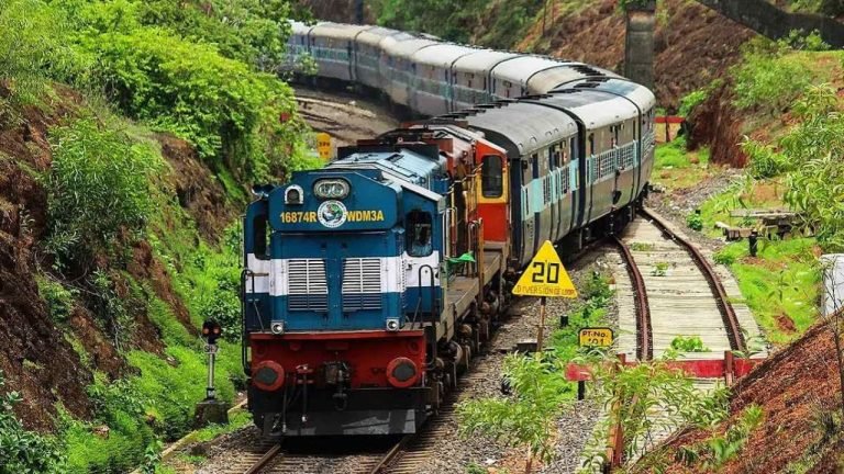 Breaking News: रेल यात्रियों के लिए जरूरी खबर! इन ट्रेनों का बदला रूट, ये होगी कैंसिल