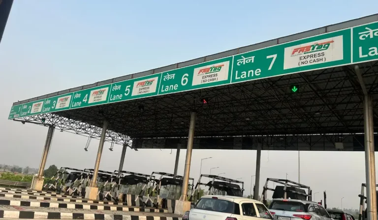 Haryana News: हरियाणा के इस टोल पर बड़ा खेल, खराब स्कैनर से हर दिन जनता से लूटी जा रही करोड़ों की रकम