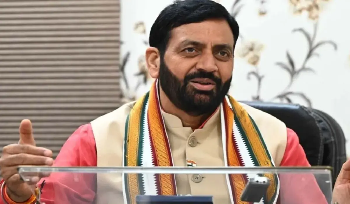 Haryana News: हरियाणा CM नायब सैनी ने 19 इंजीनियरों पर की सख्त कार्रवाई, वजह जानकर हो जाएंगे हैरान