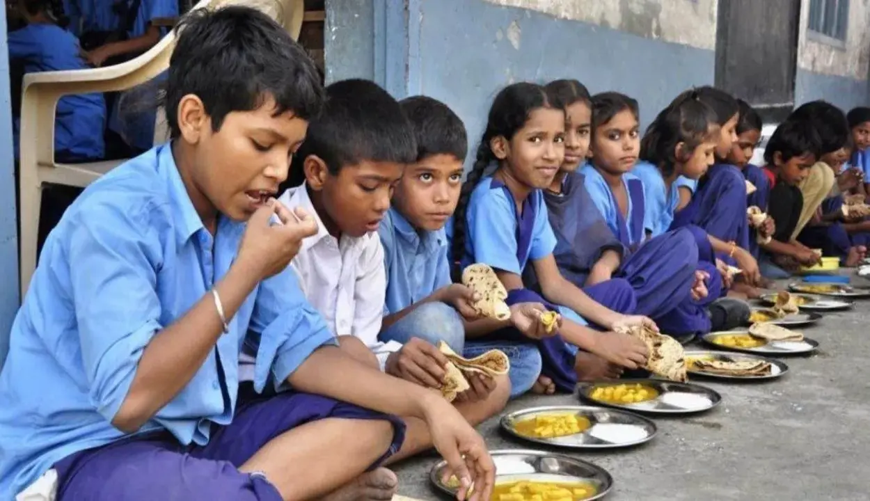 Haryana News: हरियाणा के सरकारी स्कूलों में मिड डे मील का बड़ा फर्जीवाड़ा, डेटा अपडेट में भारी लापरवाही