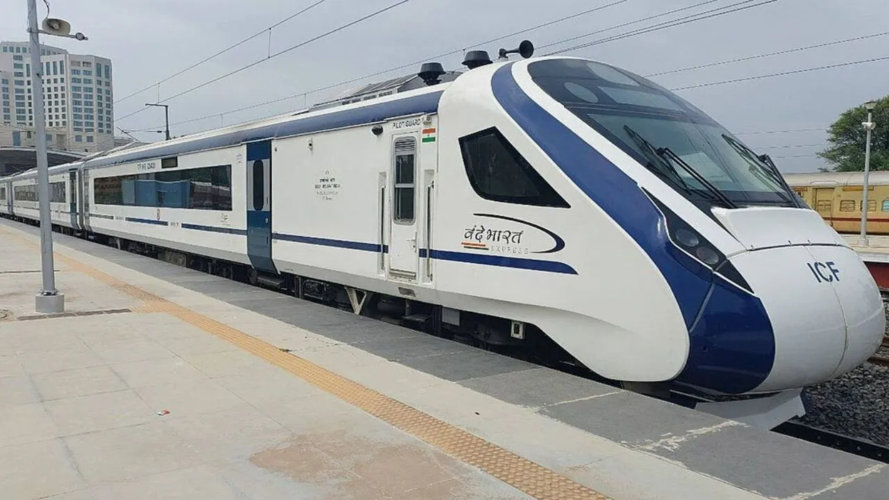 Haryana News: हरियाणा को नई सौगात, फिरोजपुर कैंट से दिल्ली तक चलेगी वंदे भारत एक्सप्रेस, तीन प्रमुख स्टेशनों पर होगा ठहराव