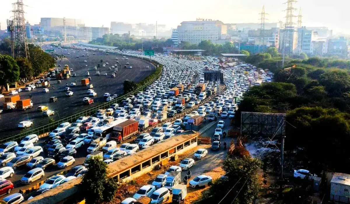 Haryana News: गुरुग्राम में ट्रैफिक पुलिस ने शुरू किया नया ट्रायल, शंकर चौक पर जाम से मिलेगी राहत