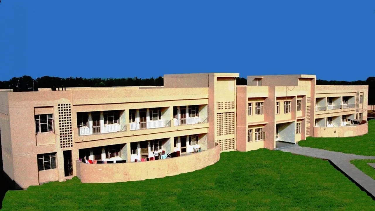 Punjab: नौकरी करती महिलाओं के लिए पंजाब सरकार का बड़ा तोहफा, 5 नए हॉस्टल से मिलेगा करियर सपोर्ट!