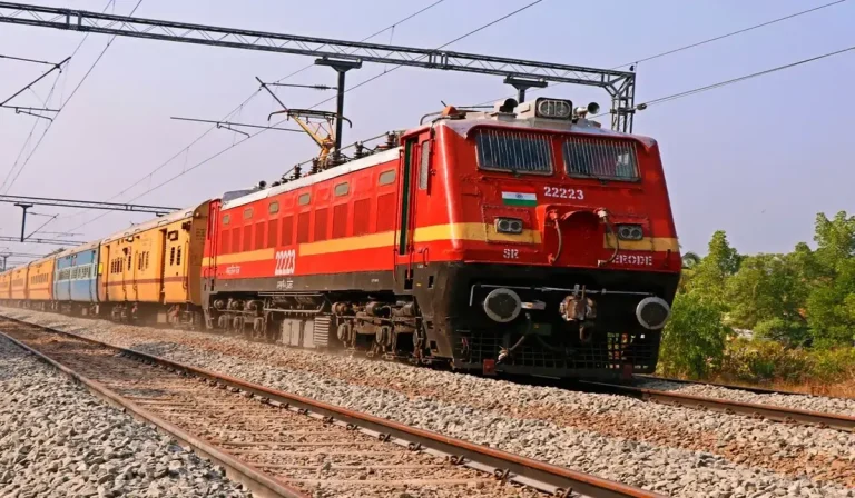 Indian Railways: बहादुरगढ़ में दिल्ली-जींद रेलमार्ग पर दिसंबर से 3 महीने तक पैसेंजर ट्रेनें बंद, सर्दियों में यात्रा होगी मुश्किल