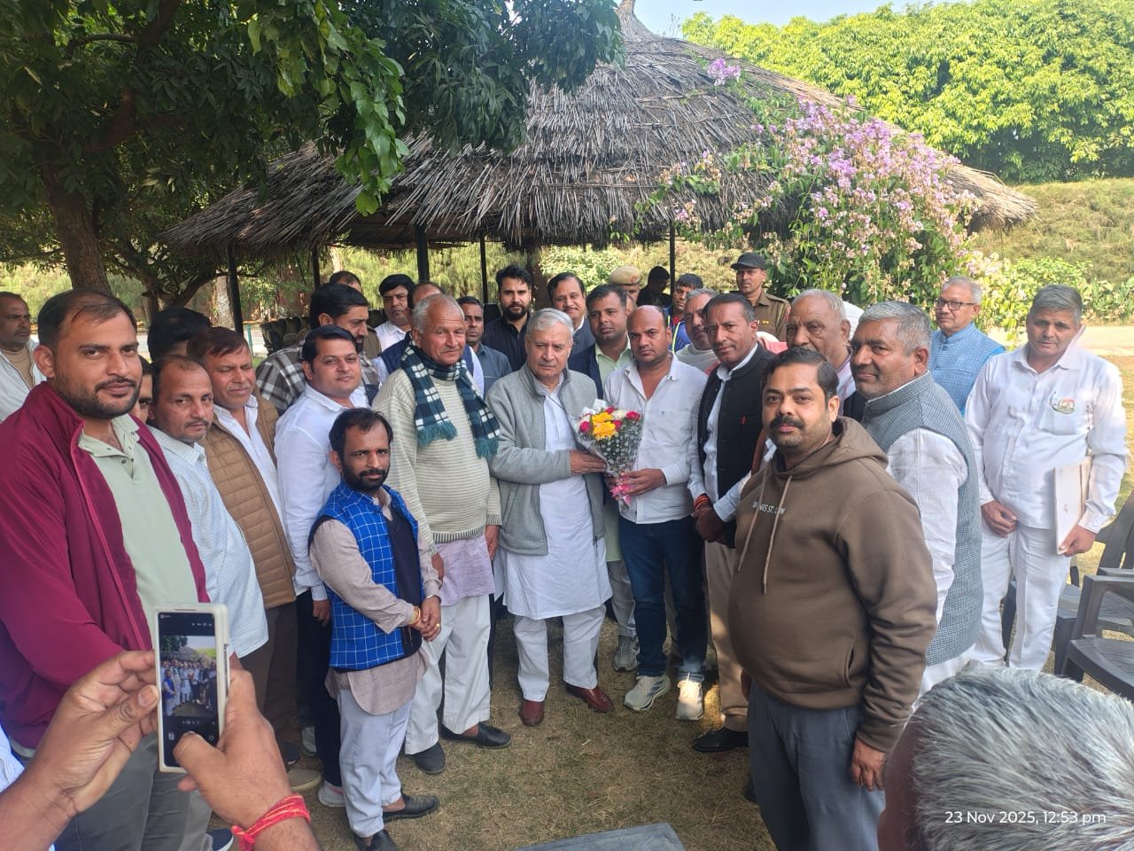 चेयरमैन दलबीर ने केंद्रीय मंत्री राव इंंद्रजीत का जताया आभार