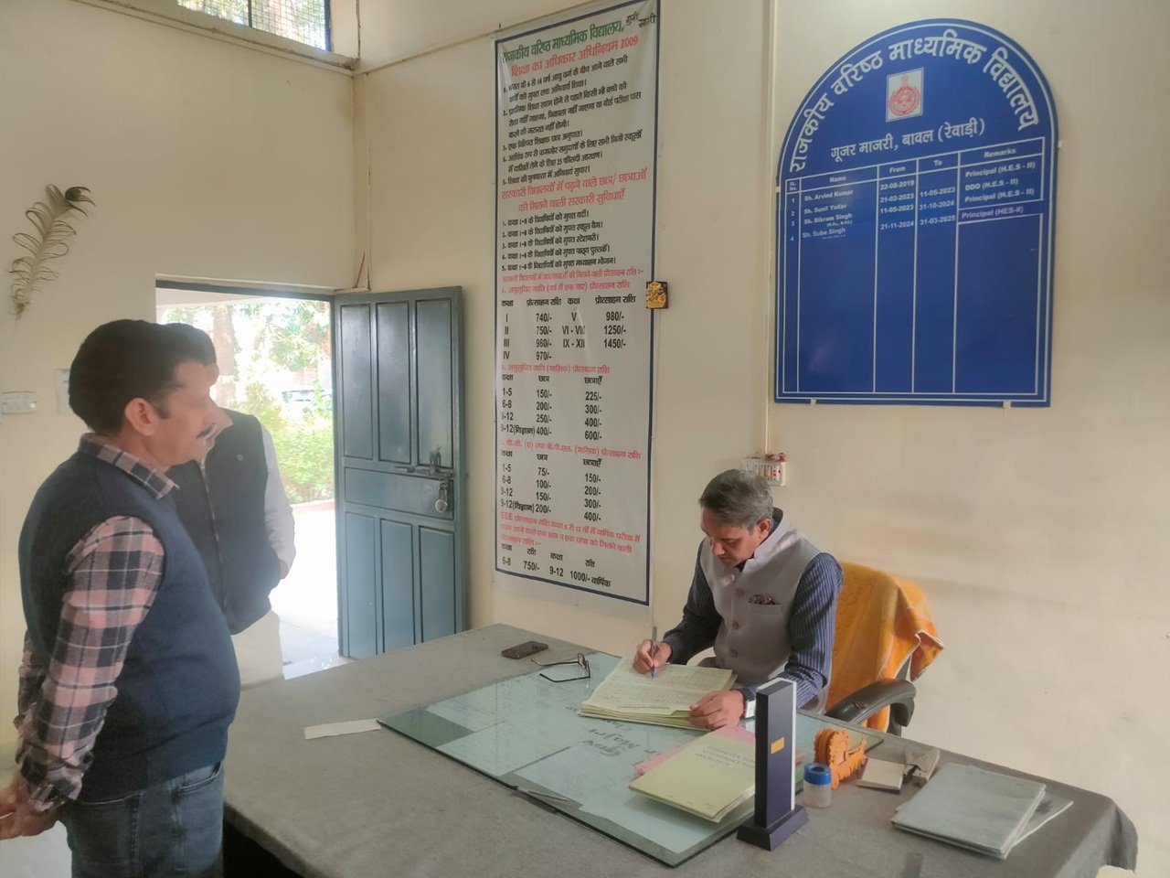 एसडीएम बावल ने रावमा विद्यालय गुजर माजरी का किया औचक निरीक्षण