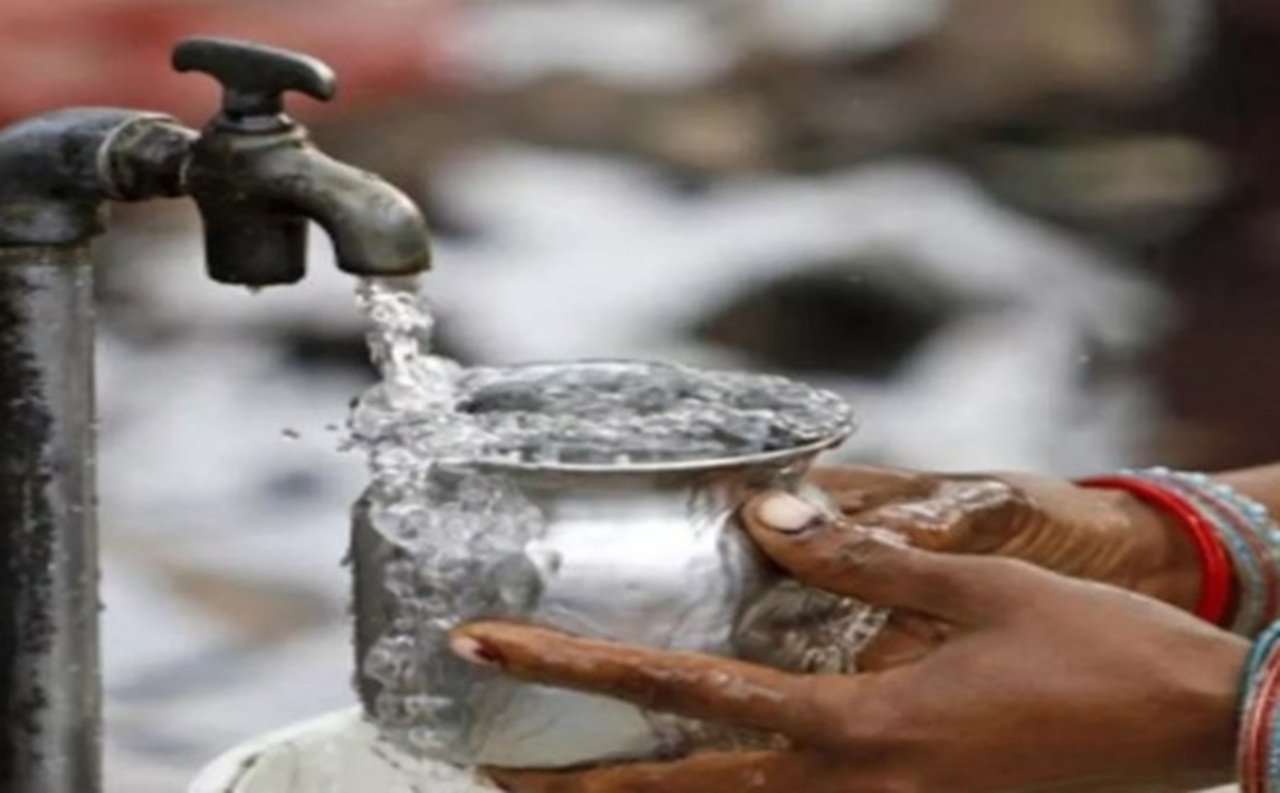 रेवाड़ी के बनीपुर गांव में फ्लोराइडयुक्त पानी बना त्रासदी, इतने लोग बीमारी से ग्रस्त