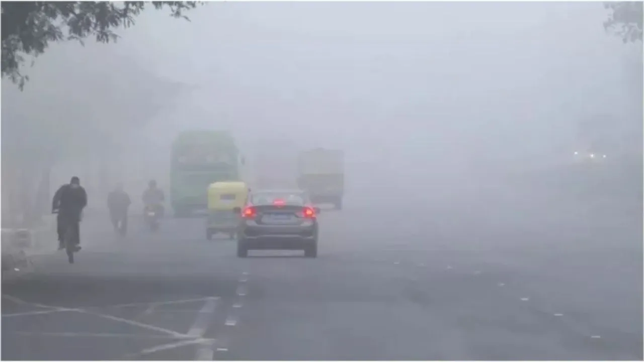 Haryana Weather: हरियाणा में तापमान लुढ़का, धुंध ने घेरा—क्या नवंबर में ही शीतलहर दस्तक दे चुकी है?