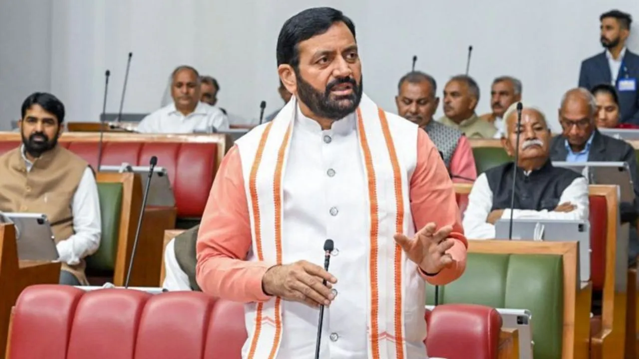 Haryana Assembly: हरियाणा विधानसभा में बड़ा हंगामा, CM सैनी के भाषण के दौरान नौ कांग्रेस विधायक निलंबित