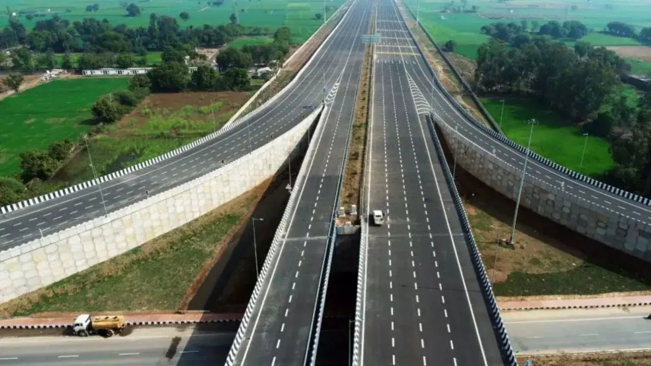 Delhi News: दिल्ली-मुंबई एक्सप्रेसवे का DND से मिठापुर तक 94% कार्य पूरा, जून 2026 तक खुलने की संभावना