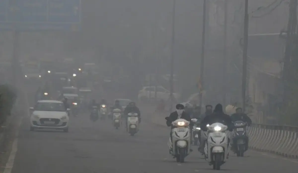 Haryana Weather: हरियाणा के 8 जिलों में कोहरे का असर बढ़ा, सरकार ने जारी किया अलर्ट, यात्रियों को सतर्क रहने की दी चेतावनी