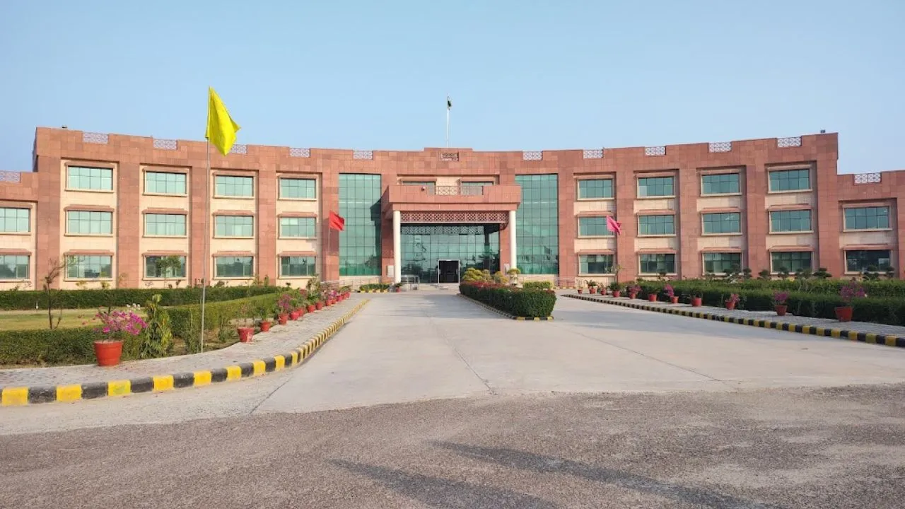 Haryana: हरियाणा सेंट्रल यूनिवर्सिटी में शुरू हो रही नॉर्थ जोन इंटर-यूनिवर्सिटी वॉलीबॉल प्रतियोगिता