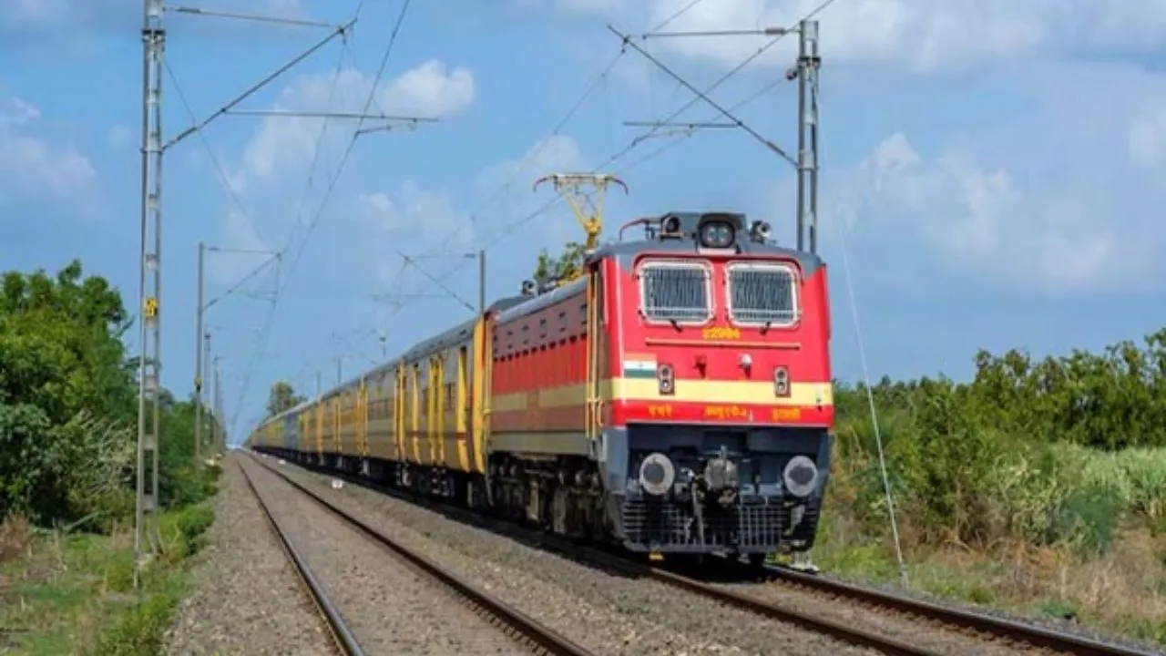 Haryana: इंडियन रेलवे ने गुरुग्राम-मुंद्रा एक्सपोर्ट कार्गो एक्सप्रेस शुरू, तेज़ी और कम लागत की सुविधा