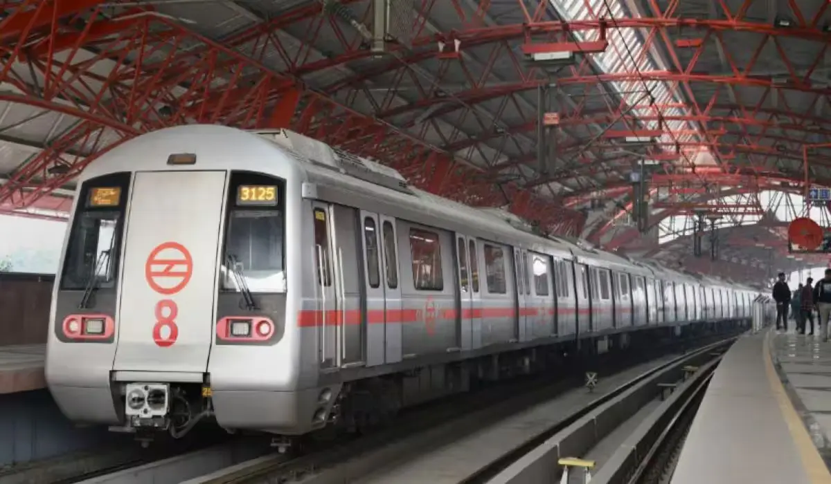 Delhi Metro: दिल्ली की मेट्रो नेटवर्क में नया ट्विस्ट, 8 स्टेशन जो खोलेंगे यात्रा के नए आयाम, जानिए पूरी खबर