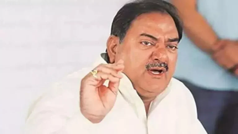 Haryana Political News: INLD चीफ अभय चौटाला ने क्यों कहा ईंट से ईंट बजा देंगे, यहां पढें अपडेट
