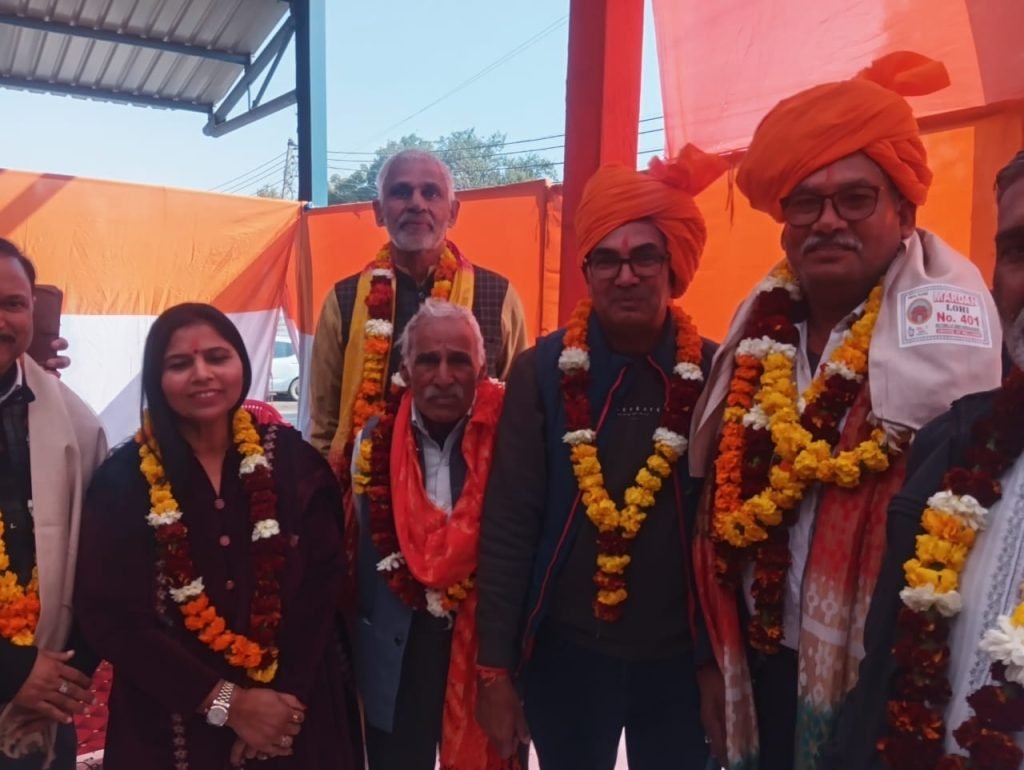 Haryana News: धारूहेड़ा : नंदू गौशाला एवं उपचार केन्द्र में गौशाला का वार्षिक समारोह व सम्मान समारोह आयोजित किया गया।