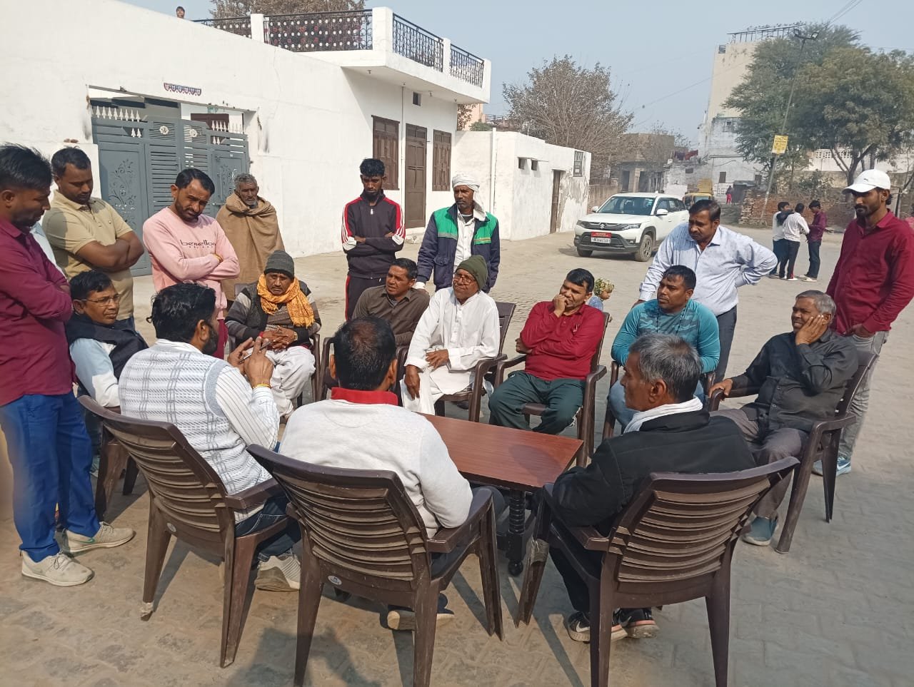 प्रधानमंत्री सूर्यघर मुफ्त बिजली योजना को लेकर दक्षिण हरियाणा बिजली वितरण निगम की ओर से महेश्वरी में जागरूकता एवं पंजीकरण शिविर का आयोजन किया।