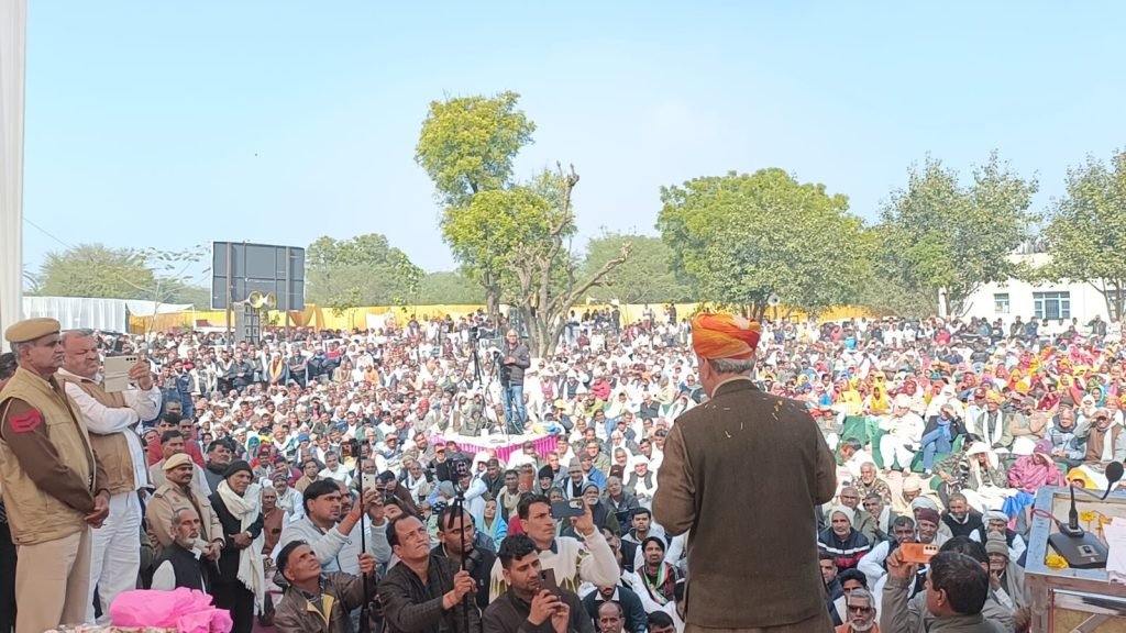 Haryana News: नारनौल में शहीद जगमाल सिंह की प्रतिमा का अनावरण, राव इंद्रजीत ने क्यों साधा पूर्व विधायक अभय पर निशाना 1 Haryana News: नारनौल में शहीद जगमाल सिंह की प्रतिमा का अनावरण, राव इंद्रजीत ने क्यों साधा पूर्व विधायक अभय पर निशाना