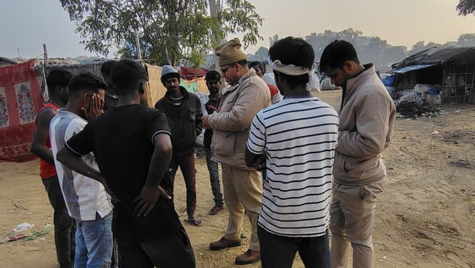 धारूहेड़ा में चलाया विशेष सर्च अभियान