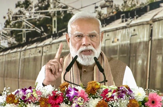 PM मोदी ने नमो भारत ट्रेन का किया उद्घाटन
