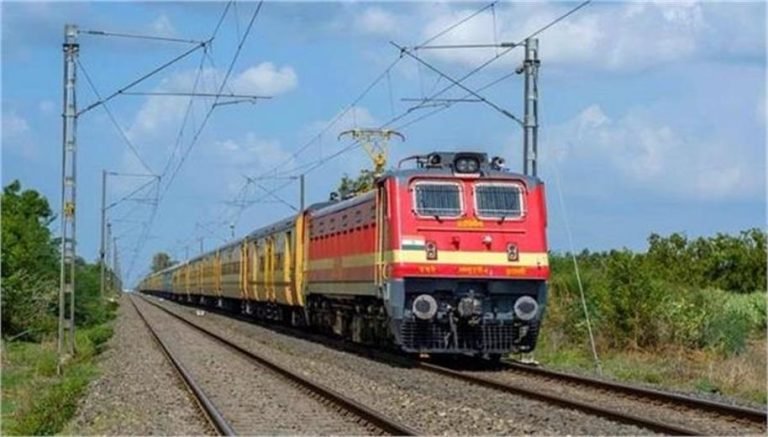 Railways News: भुज–दिल्ली–भुज के बीच शुरू होगी नई एक्सप्रेस, यहां पढे शेडयूल
