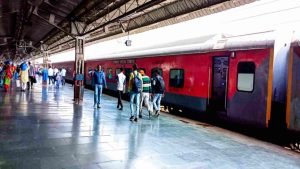 यात्रियों की हुई बल्ले: रेवाड़ी से गुजरने वाली इन ट्रेनों में बढे कोच