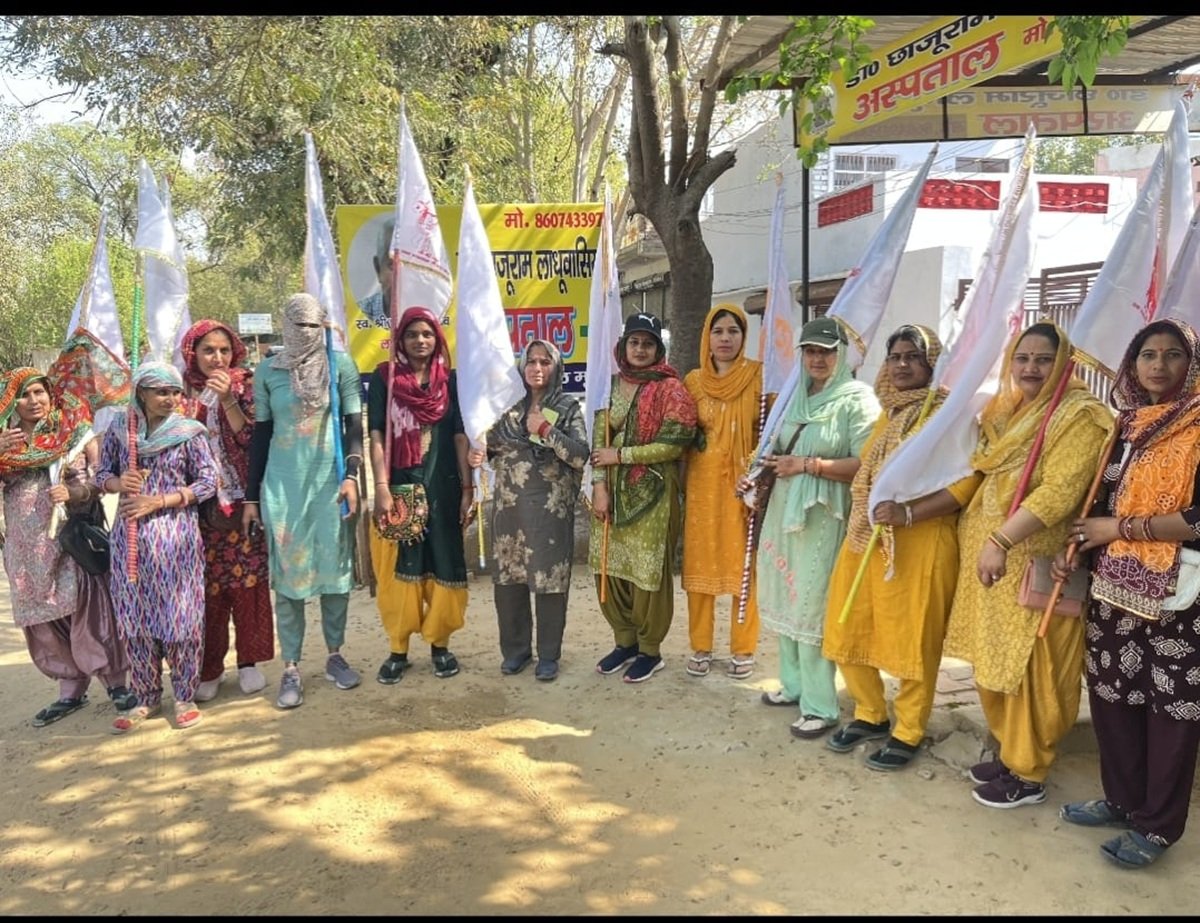 जयकारों के साथ डूंगरवास से श्रऋालु हुए रवाना