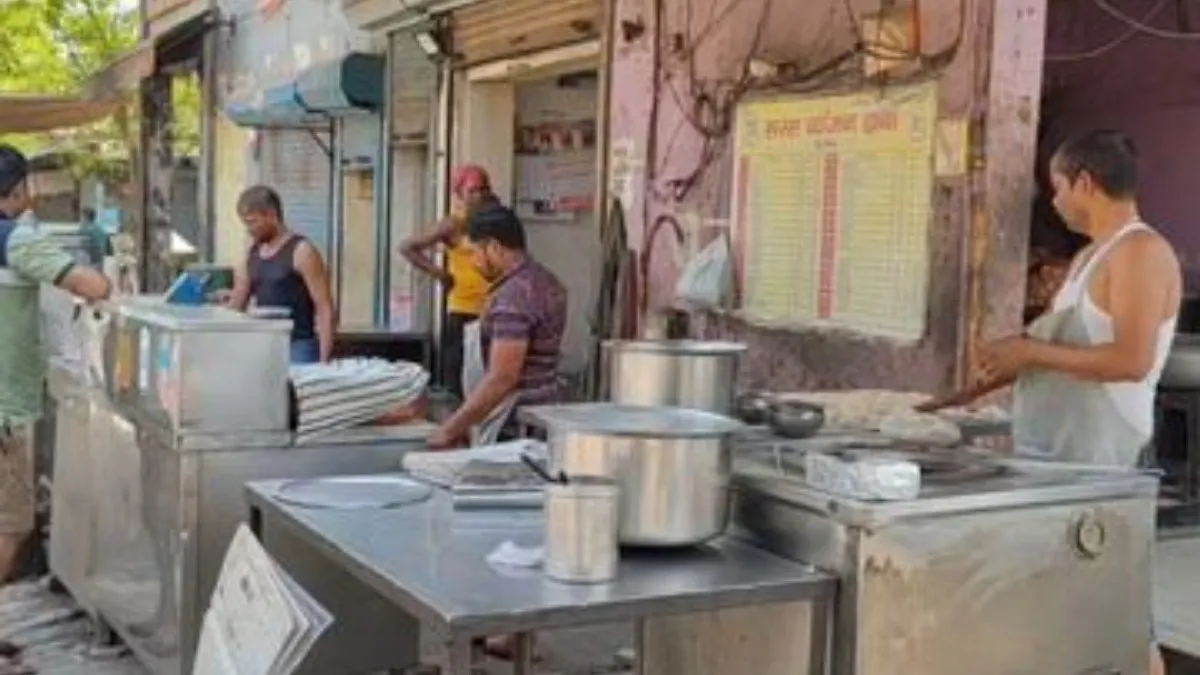 Shortage of Commercial Gas Cylinders in Ballabgarh: Challenges Increasing for Small Dhabas