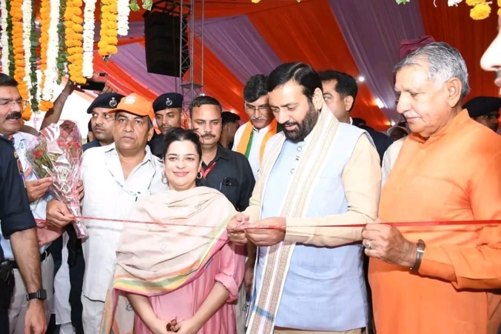 Haryana CM नायब सिंह सैनी ने तोशाम को दिया 107 करोड़ का तोहफा 1 Haryana CM नायब सिंह सैनी ने तोशाम को दिया 107 करोड़ का तोहफा