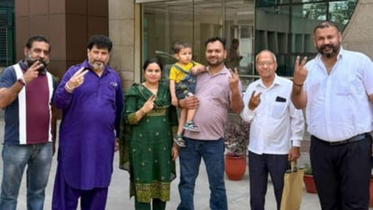 Kapil Dev’s Luck Shines: ₹200 Lottery Ticket Turns Him Into a Crorepati