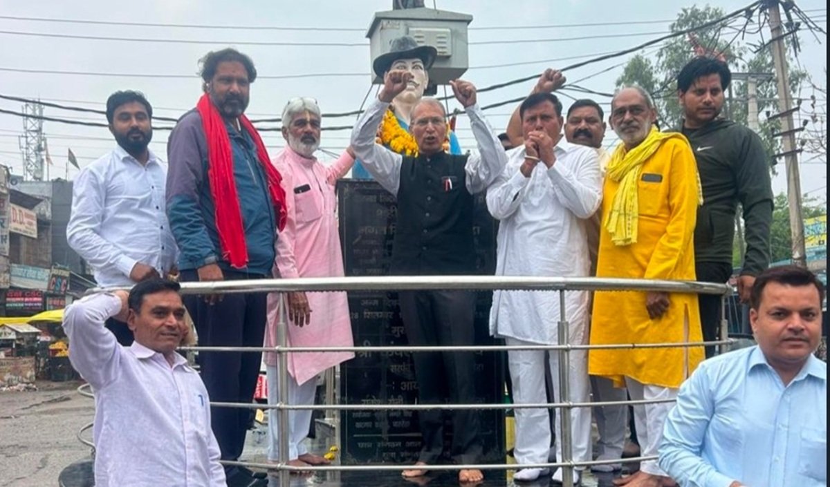 शहीदी दिवस पर धारूहेड़ा में भगत सिंह को दी गई श्रद्धांजलि