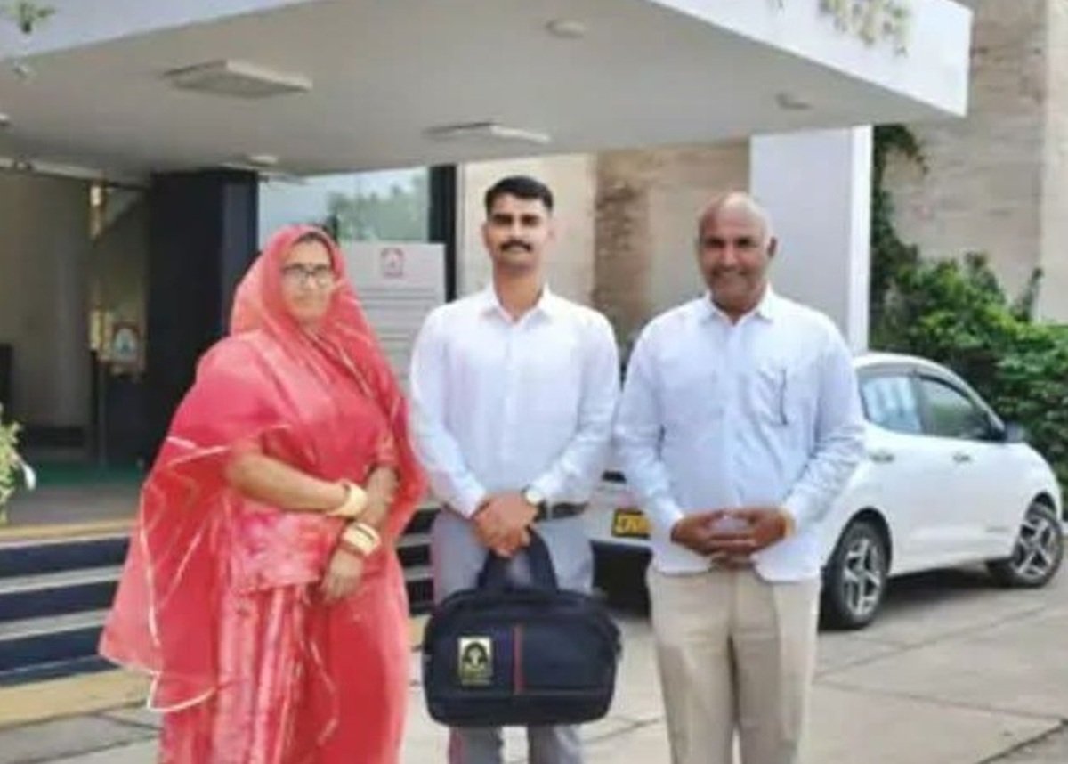 भाई-बहन की शानदार सफलता, परिवार की बड़ी उपलब्धियां