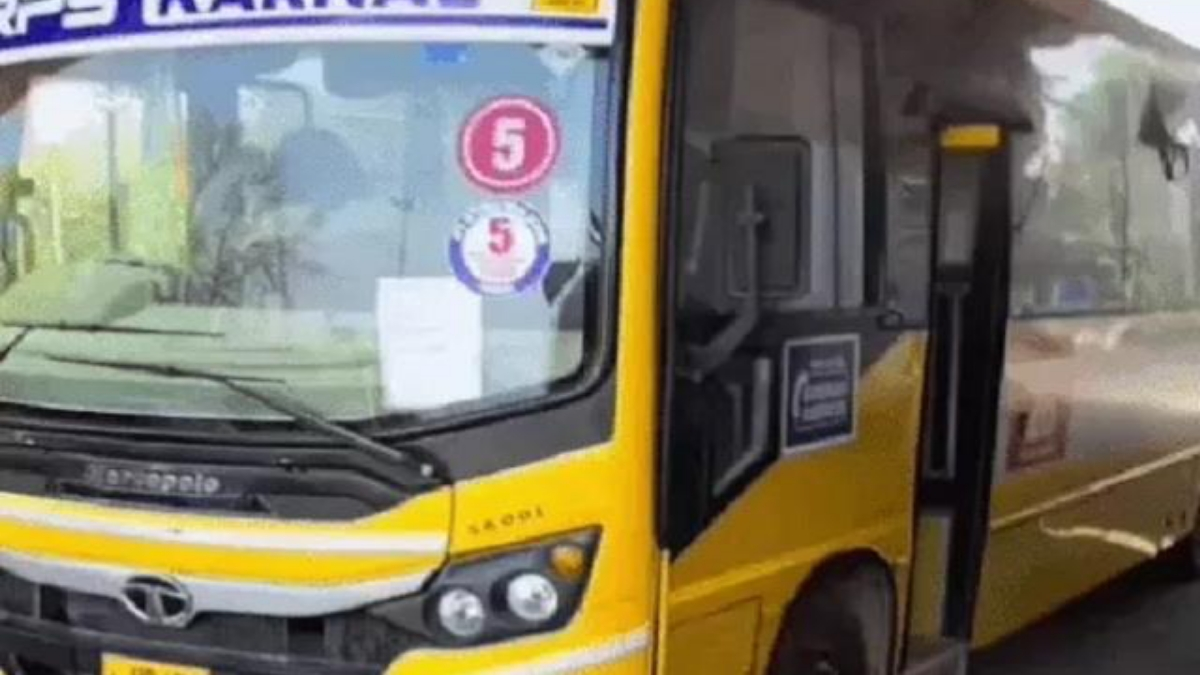 Fire Breaks Out in School Bus in Karnal Due to Short Circuit