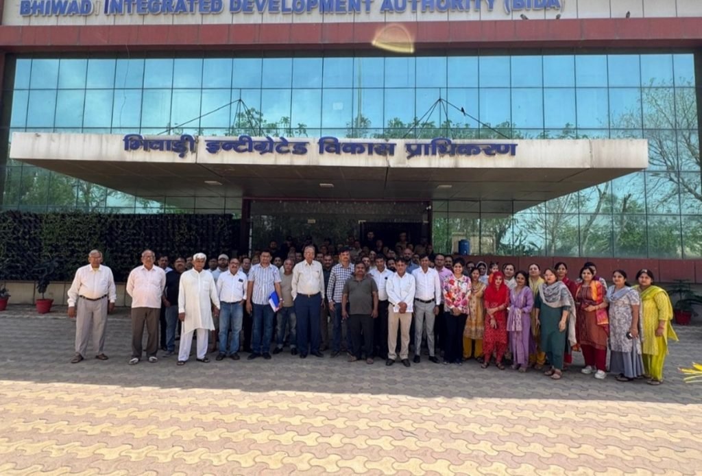 Bhiwadi : बीडीआई सनशाइन सिटी RWA ने सोसाइटी हैंडओवर करने की मांग को लेकर सोंपा ज्ञापन