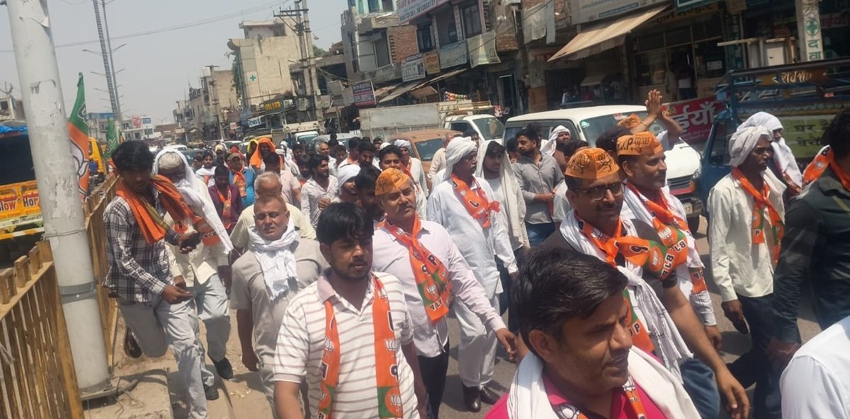 धारूहेड़ा में चौथे दिन इन प्रत्याशियों ने किया नामांकन, अजय जांगडा के नामांकन में उमडी भीड़