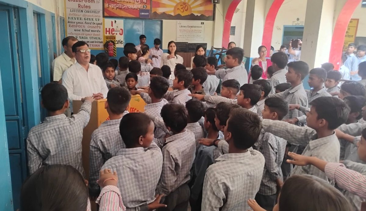 Dharuhera News: कापडीवास स्कूल में विद्यार्थियों को नशे से दूर रहने की दिलाई शपथ