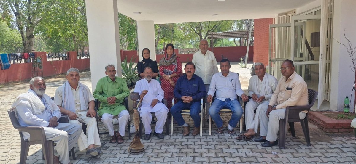 Rewari News : भारतीय किसान यूनियन की रेवाड़ी में आपातकाली बैठक