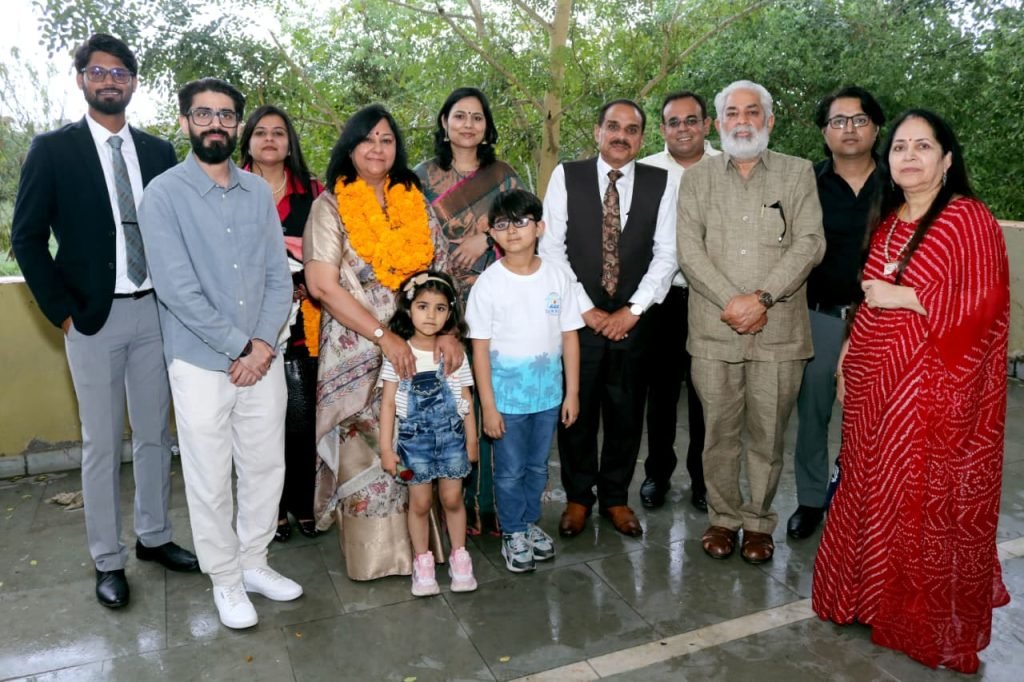 Govt. College Kharkhara: डा सुशीला लाम्बा की सेवानिवृत्ति पर भावभिनी विदाई 2 Govt. College Kharkhara: डा सुशीला लाम्बा की सेवानिवृत्ति पर भावभिनी विदाई