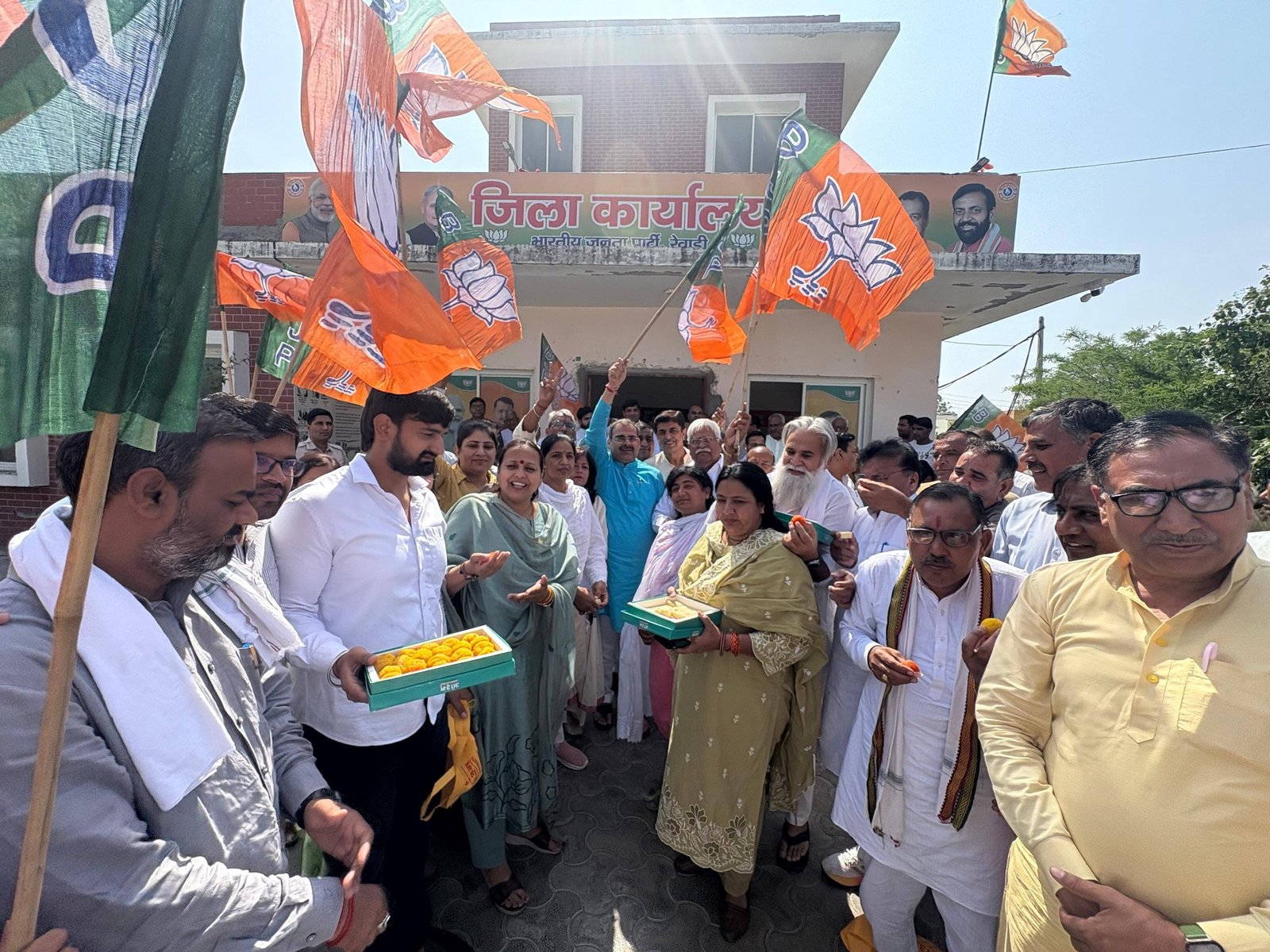 असम, बंगाल और पुडुचेरी  में खिला कमल: रेवाड़ी, बावल व धारूहेड़ा में जश्न