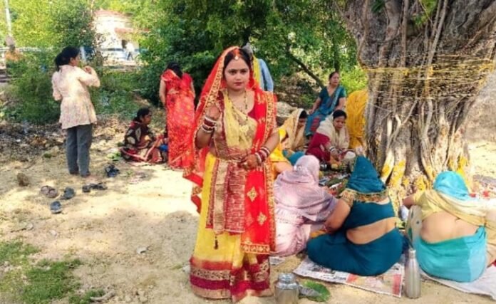 Breaking News: वट वृक्ष की पूजा को लेकर महिलाओं में उत्साह, जानिए क्यों की जाती है पूजा