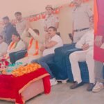 Election News: गुरूग्राम के MLA मुकेश शर्मा ने धारूहेड़ा में तीन जनसभाओं को किया संबोधित, कहा- विकास के लिए भाजपा को दे वोट धारूहेड़ा: गुरूग्राम के विधायक मुकेश शर्मा ने चेयरमैन प्रत्याशी अजय जांगडा के लिए धारूहेडा में मांगे वोट
