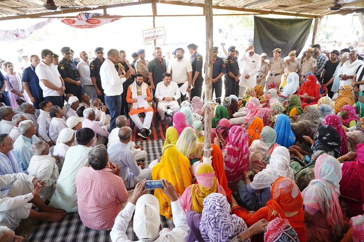 रेवाड़ी के रामगढ भगवापुर में 320 दिन बाद खत्म हुआ धरना, मुख्यमंत्री ने दिया ये आश्वासन